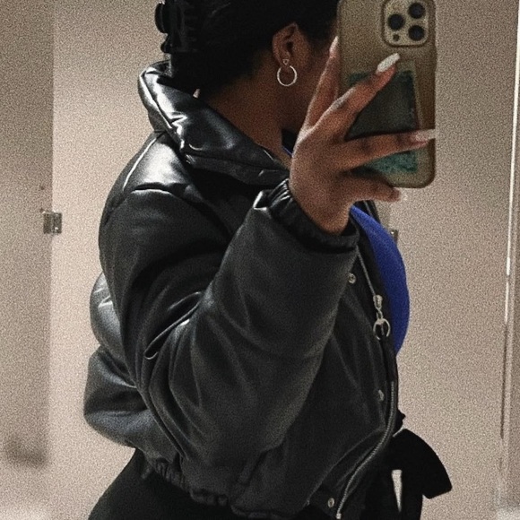 Vigoss Jackets & Blazers - Vigoss Classic Black Leather Puffer Jacket